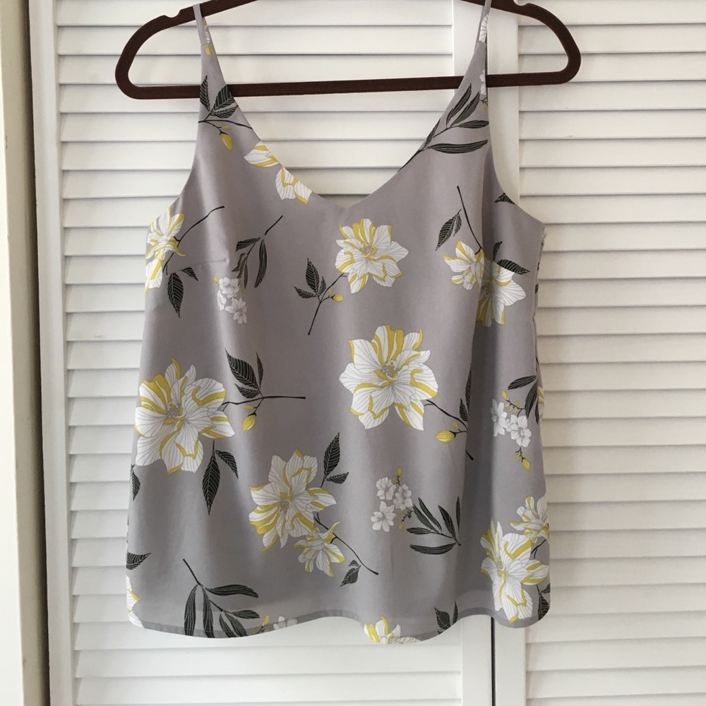 NWOT Banana Republic floral tank size S
